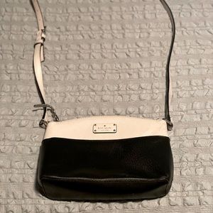 Kate Spade 2 Tone Crossbody handbag.